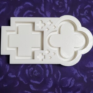 Plus Pallet Resin Shaker Mold - 3D printed