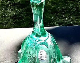 フェントン Sea Mist Green イリデセントホブネイル ハンドベル Fenton Glass Sea Mist Green Bell Paisley Swirl Ruffled Edge