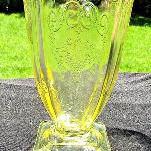 Vintage Yellow Lorain Footed Tumbler 4 7/8&quot; x 3 3/8&quot;