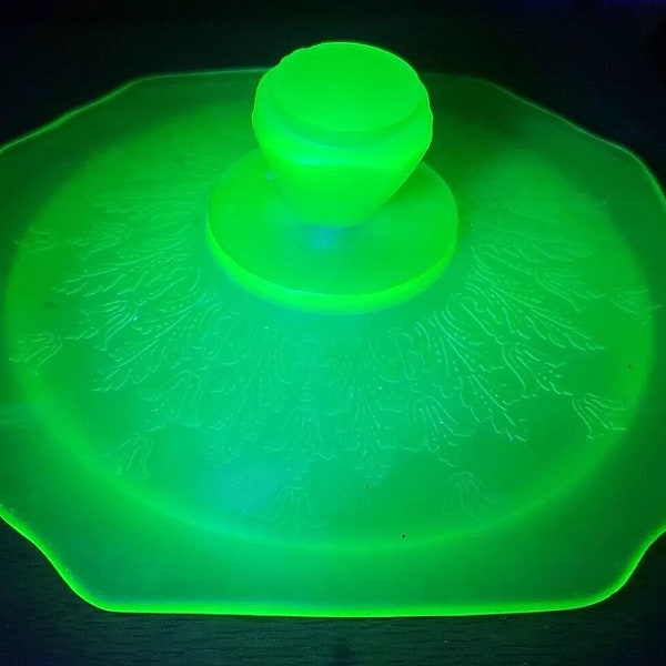 Vaseline Uranium Green Frosted Princess Cookie Jar Lid