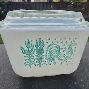 Vintage Pyrex Refrigerator Dish Amish Butterprint 1.5 Pint 0502 6 3/4" X 4 1/4" X 2 1/2" 1957-66