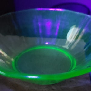 Green Uranium / Vaseline Fostoria Glass Fairfax Cereal Bowl 6&quot;