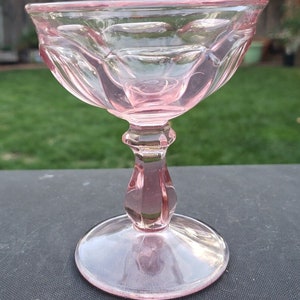 Vintage Imperial Glass Old Williamsburg Light Pink 4 3/4&quot; Champagne / Tall Sherbet