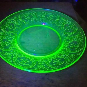 Vaselina de uranio verde n.° 612, herradura, plato de pan y mantequilla, pastel o sorbete de 15 cm.