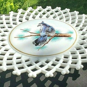 Vintage 1950er Westmoreland Milchglas Gitter Rand Blue Jay 10 5/8 &quot;dekorative Platte