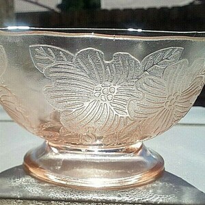 Vintage Hartriegel Rosa Sherbet Low Footed
