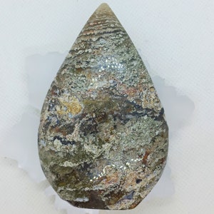 Garden quartz flame thousands layers garden quartz crystal tower large polished garden quartz crystal stone high quality lodolite point