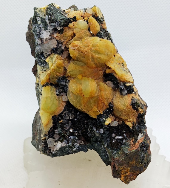 プレナイト原石：クォーツ入りグリーンビトロディアル石 - Etsy 日本