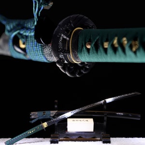 Handcrafted Katana T10 Clay Tempered Steel  Japanese Samurai Sword Cloud Chop Tsuba Handmade Wood Saya for Hobby