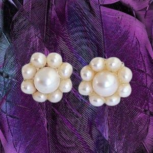 Vintage pearl cluster 14k stud earrings