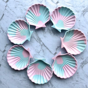 Shell Trinket Dish - Pink & Blue