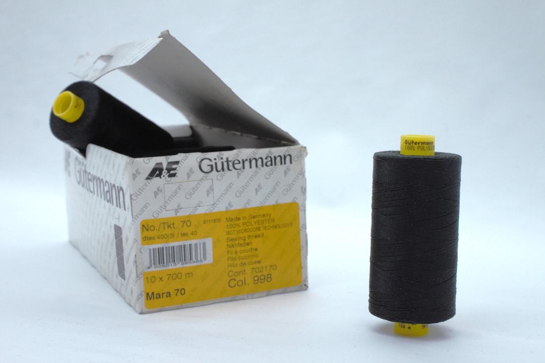 Gutermann Thread Mara 70 Made in Germany TEX 40, 100 POLYESTER Color