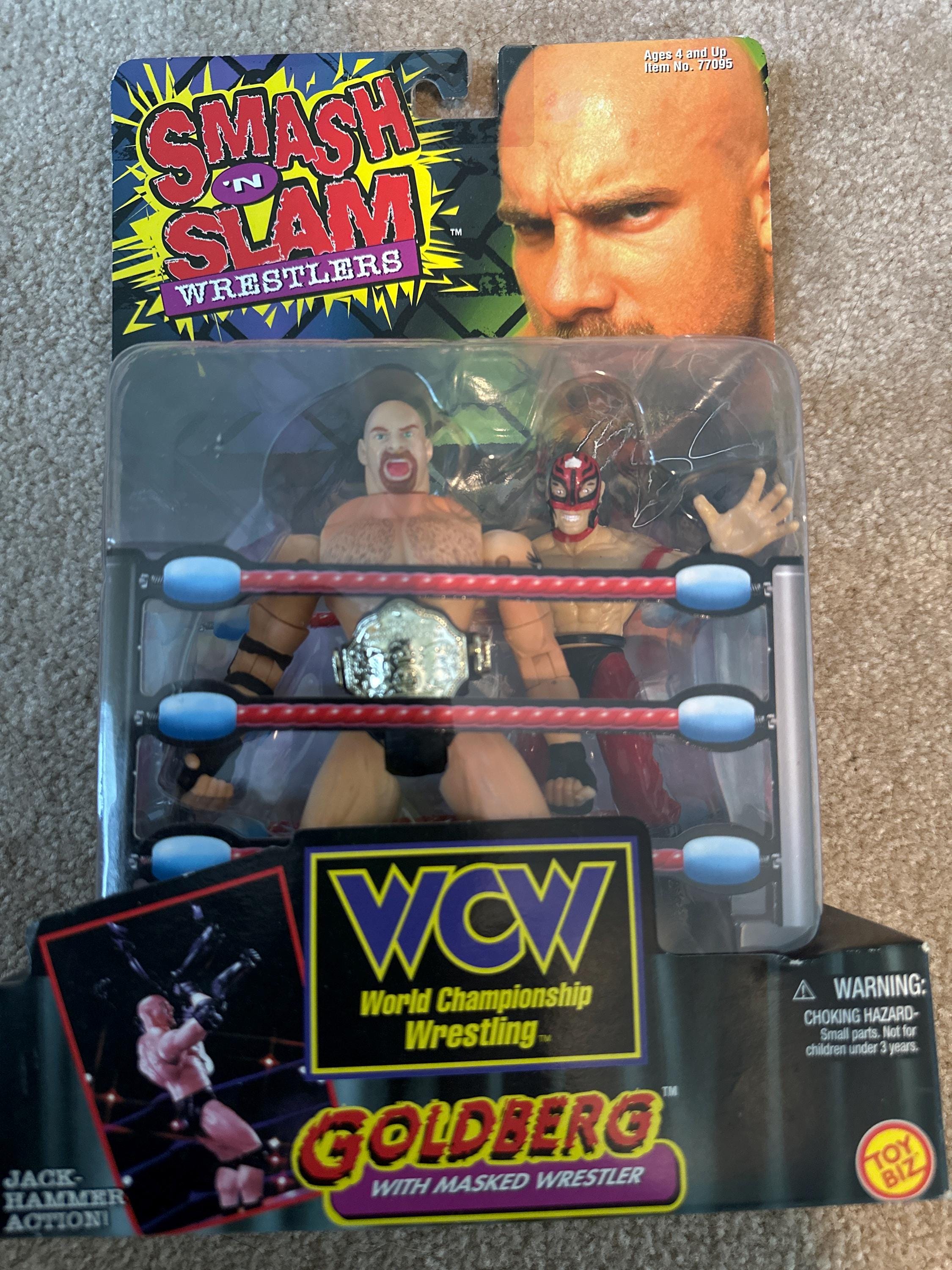 WCW Smash N Slam Wrestlers GOLDBERG With Masked Figure and
