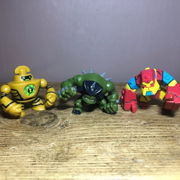 BEN 10 Omniverse Mini Figuras 2"/ Paquete de 3/ Bandai Cartoon Network Aliens/ Juguetes mixtos Juego de rol Pretend / Clockwork/ Bloxx/Humungosaur