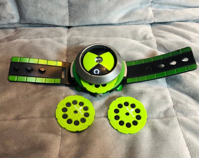Ben 10 Alien Force Bandai Projection Watch Toy Batteries Lights 3 Disks