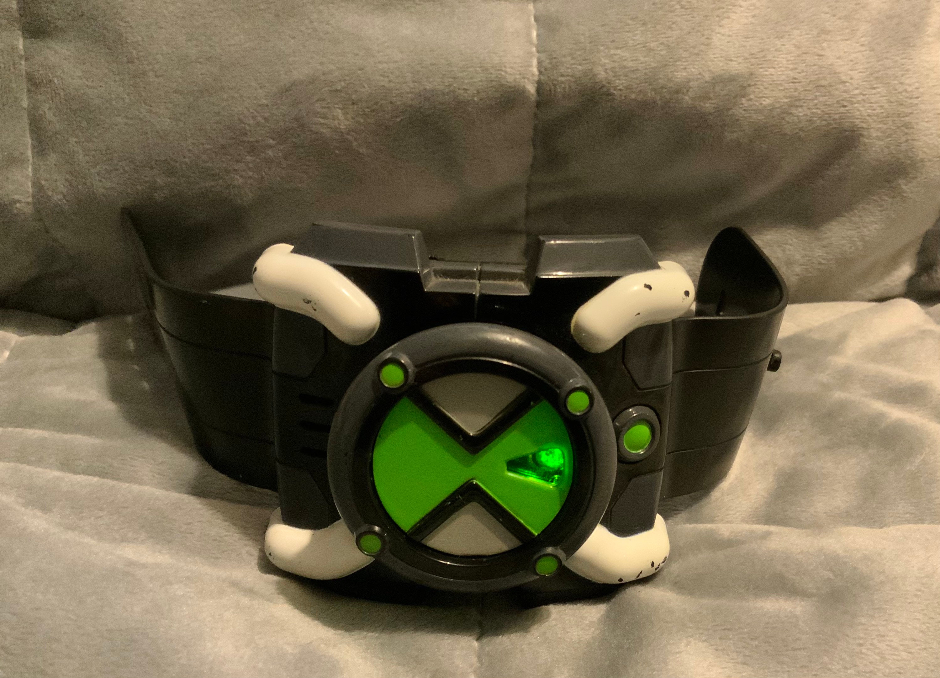 Ben10 Season 3 Electronic Omnitrix Role Play Wrist Watch