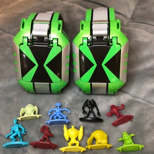 Ben 10 Omniverse Omnitrix Watchthe Dial is Rotatable and Has 