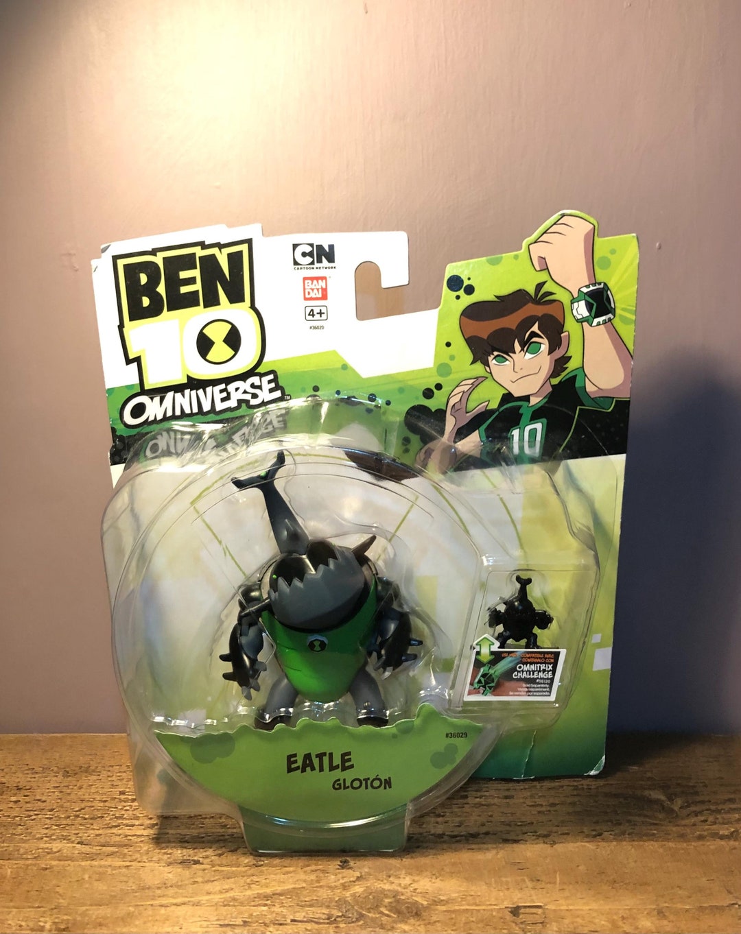 BEN 10 Omniverse CN Bandai Retro Sealed EATLE Figure Blister Pack W ...