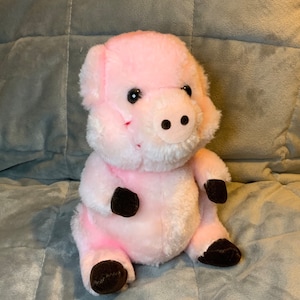 Russ Berrie 1980s Pink Piggy Pig Plush Stuffed Animal Plush Plushie Nostalgic Toy 8”/20cm Piggo Piggie Piglet #648 1980s Retro & Rare