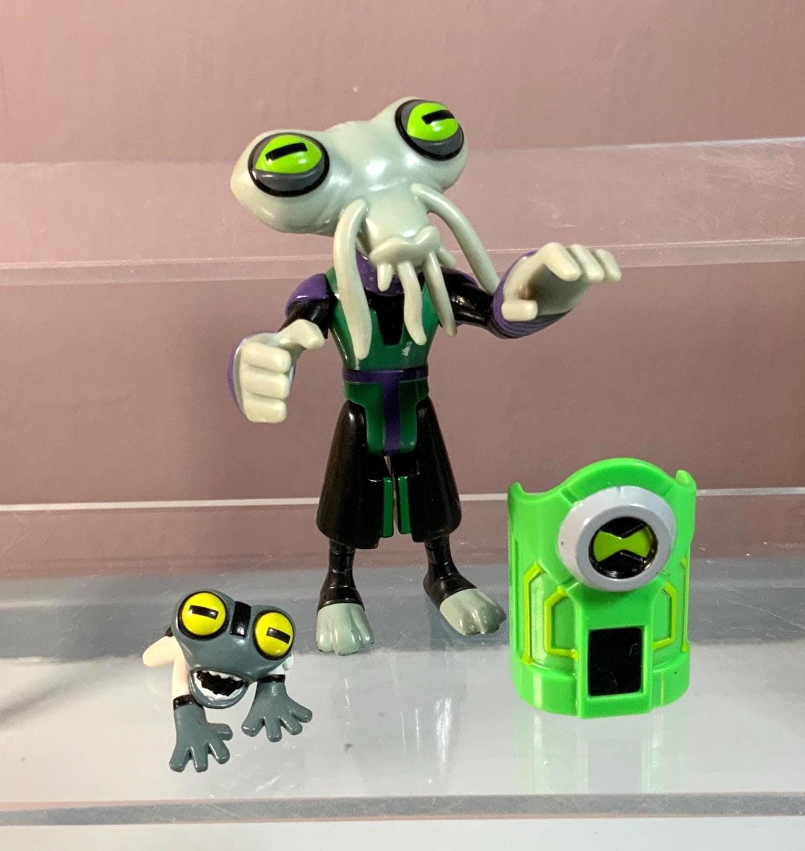 BEN 10 Azmuth Action Figure: Ultimatrix Accessory & Grey Matter - Etsy