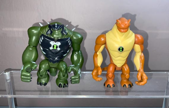 ベン10 ヒューマンゴサウルス アクションフィギュア：バンダイ レトロ