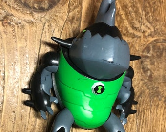 BEN 10 Eatle Action Figure: Bandai Omniverse, Snodata 10 cm