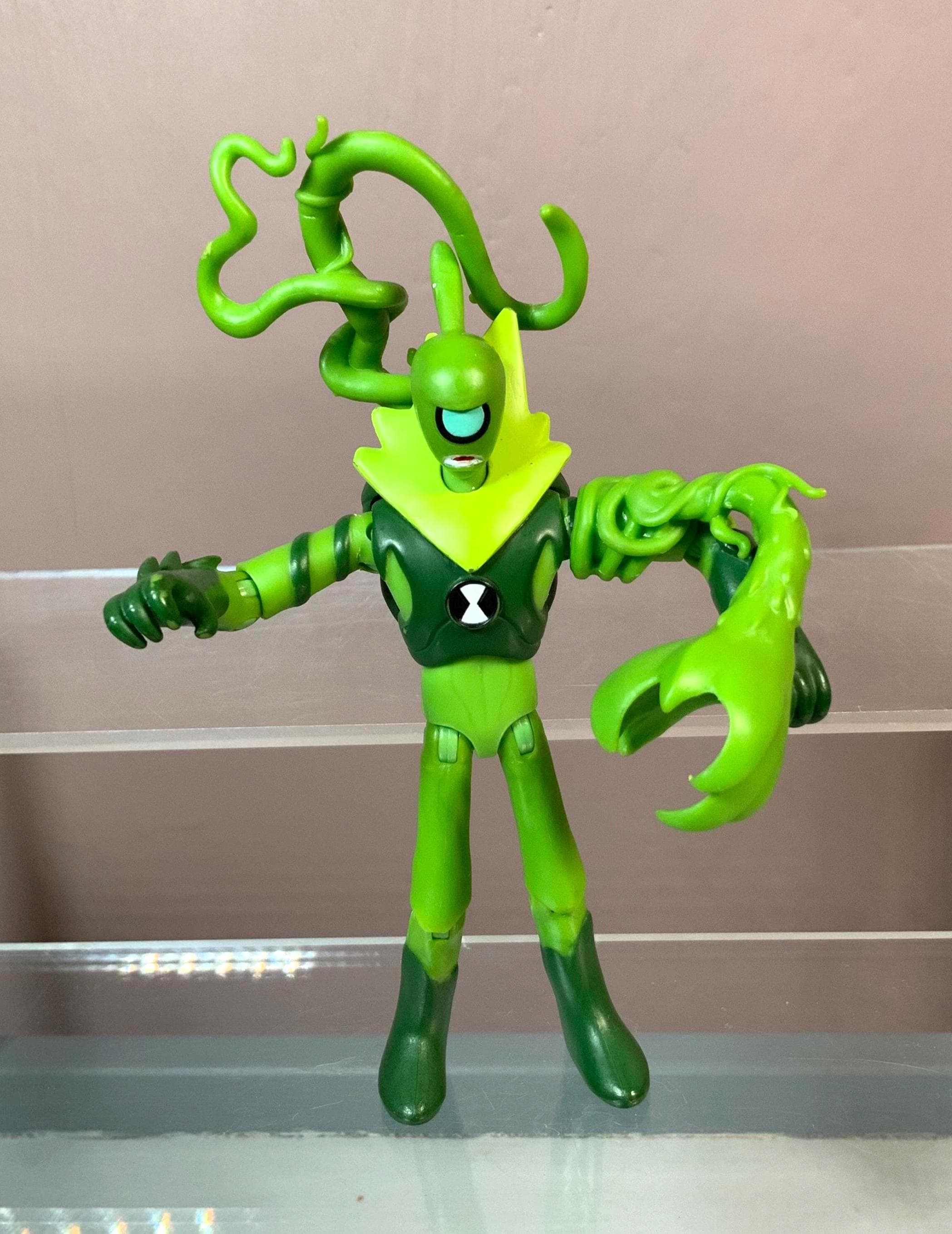 BEN 10 Wildvine Action Figure W/ Battle Vines, Complete, Playmates