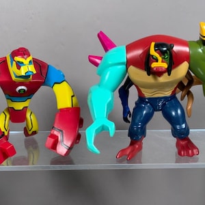 BEN 10 Ultimate Kevin 11 Levin w/Tail & Omniverse Bloxx Action Figures 4&quot;/10cm, BANDAI, Retro Collectible Aliens, Cartoon Network