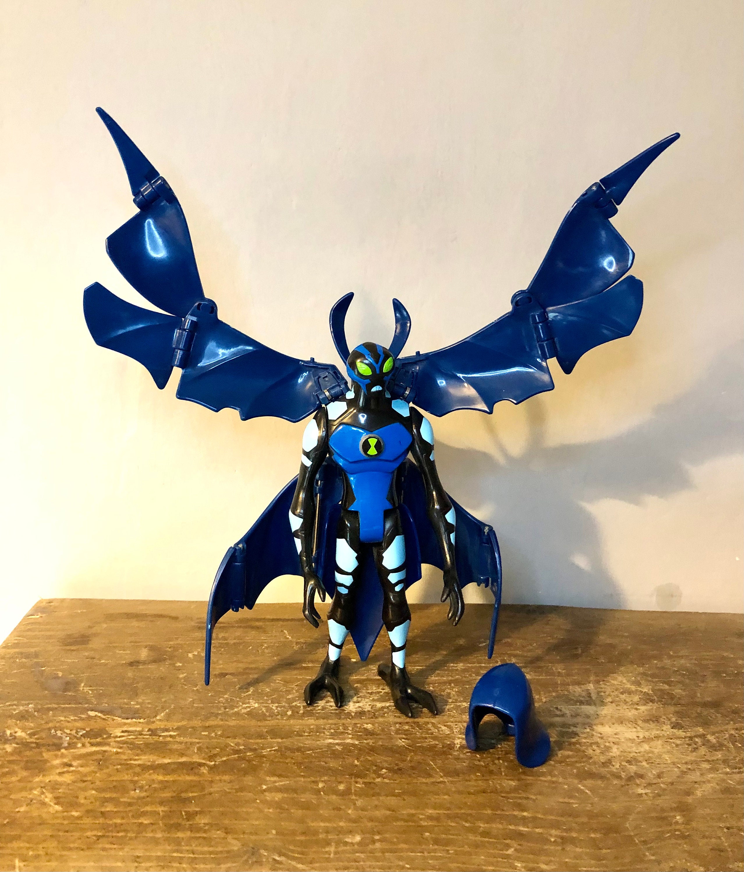 Ben 10 Omniverse Big Chill Alien Action Figure Bandai with Wings - Very  Rare HTF