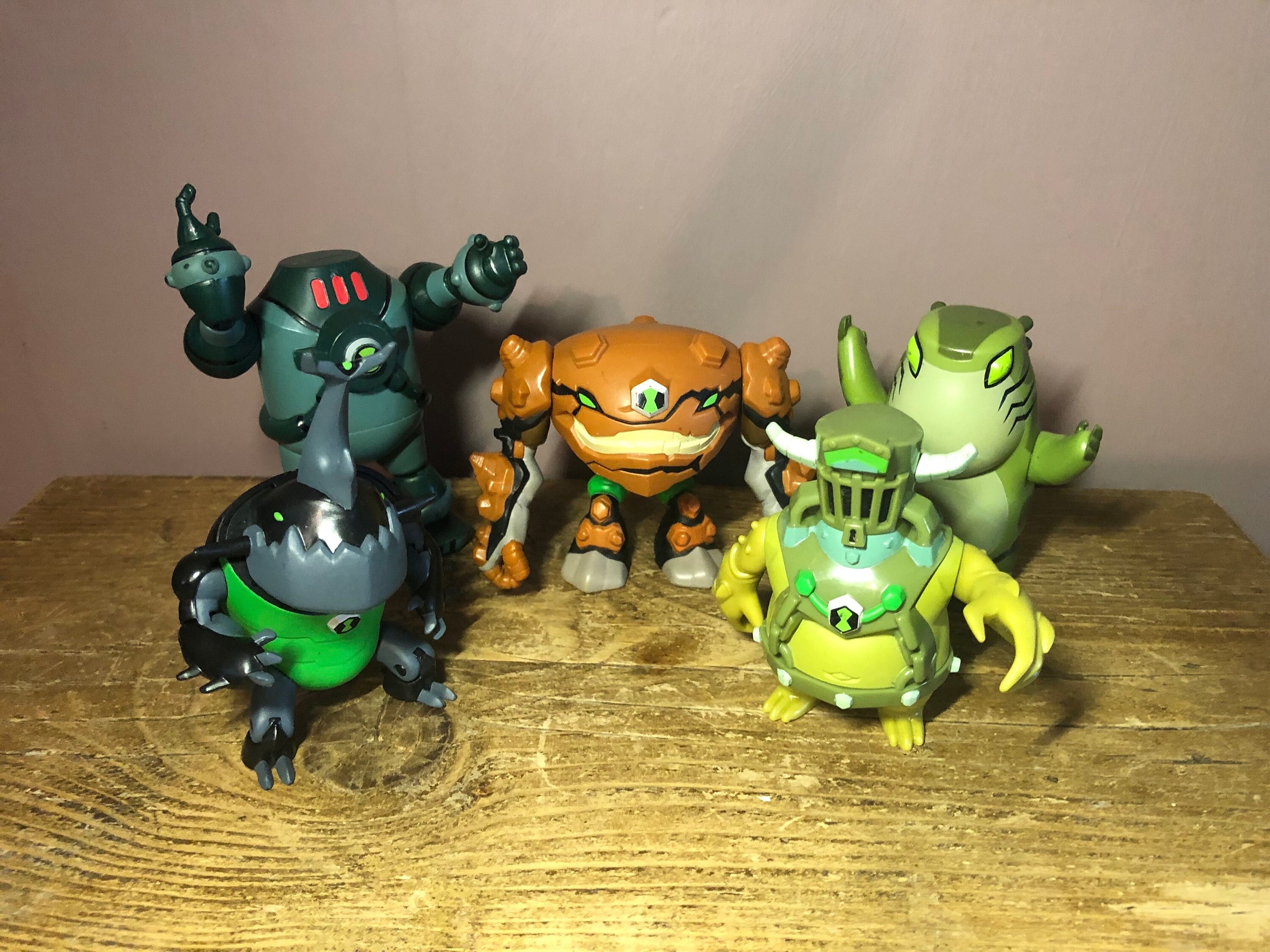 Ben 10 Hyper Alien GRAVATTACK 4