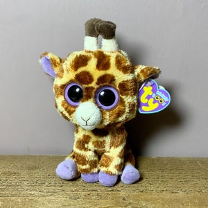 TY Beanie Boo/Boos Original SAFARI Giraffe Standard 6&quot; Solid Purple Big Eyes/ Purple Swing Tag/ Stuffed Toy/ TY Beanies