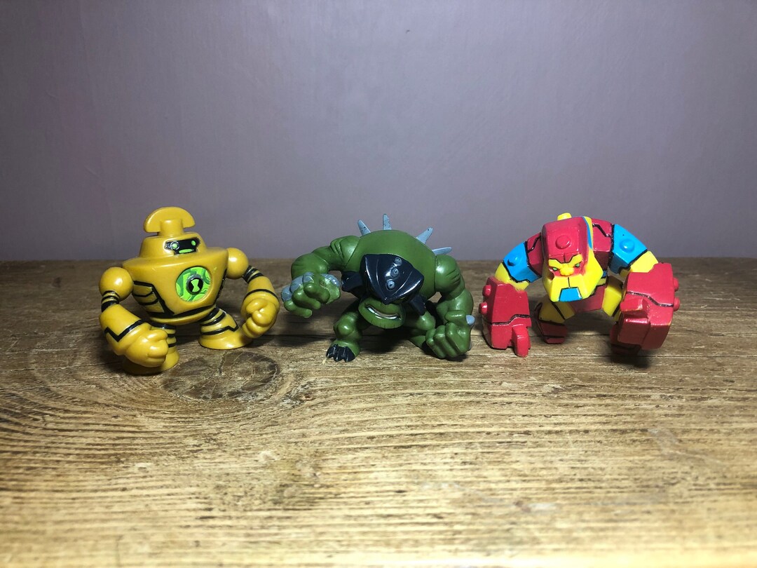 BEN 10 Omniverse Mini Figures 2/ Bundle of 3/ Bandai Cartoon Network