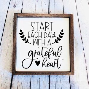 Start Each Day with a Greatful Heart | Wooden Sign | Shelf Decor | Home Decor | Accent Signs | Home Decorating | Small Wood Signs |