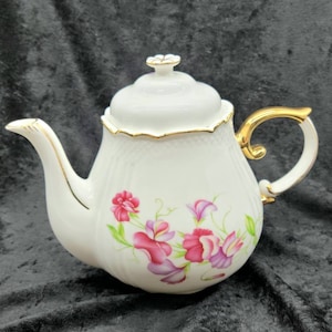 Lefton Porcelain Tea Pot Sweet Pea Floral Gold Accents 2003
