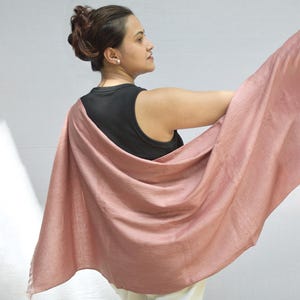 Handwoven Linen Summer Shawl: Lightweight Travel Scarf