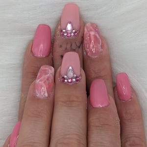 CUSTOM Pink Quartz Handmade Gel Press on Nails / Coffin Shape / Available Lengths XS-S-M / Fast delivery / Faux Ongles