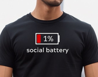 Camiseta de batería social, camiseta gráfica divertida, batería social baja, camisa unisex