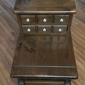 ETHAN ALLEN Antiqued Pine Old Tavern Two Drawer Accent Step End Table 12-8032