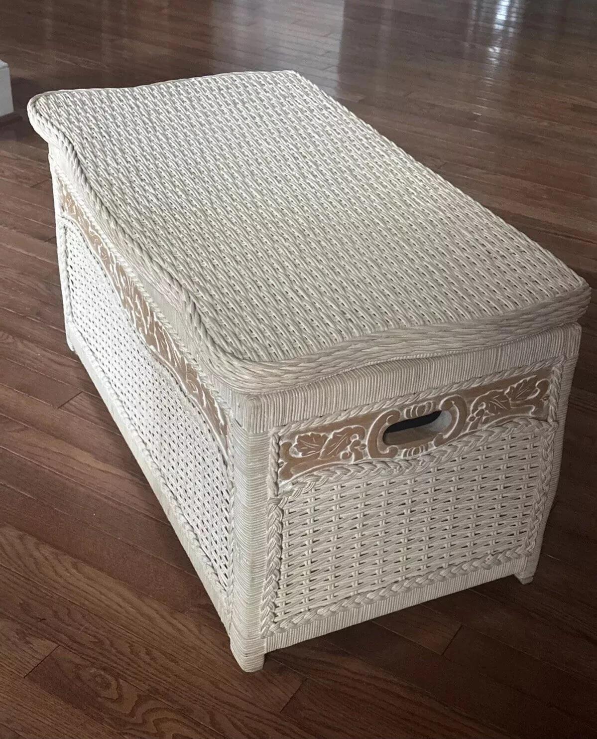 VTG Pier 1 Jamaica Collection Wicker Rattan Large Storage Chest