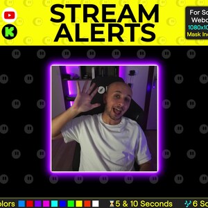 K&ouml;nnte beinhalten: Ein violetter Neonrahmen um das Gesicht eines Streamers in einem Videoanruf. Der Streamer winkt und l&auml;chelt. Der Text "STREAM ALERTS" ist in gelben Buchstaben auf gelbem Hintergrund. Der Text "For Square Webcams 1080x1080 px Mask Included" ist in schwarzen Buchstaben auf gelbem Hintergrund. Der Text "10 Farben" ist in schwarzen Buchstaben auf gelbem Hintergrund. Eine Reihe von farbigen Quadraten befindet sich unter dem Text. Der Text "5 & 10 Sekunden" ist in schwarzen Buchstaben auf gelbem Hintergrund. Ein Sanduhr-Symbol befindet sich neben dem Text. Der Text "6 Sounds" ist in schwarzen Buchstaben auf gelbem Hintergrund. Ein Musiknotensymbol befindet sich neben dem Text.