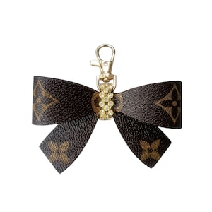 Bow Keychain, Luxury Keychain, Personalized Keychain, Bag Charm, Gift, Monogram Bow, Leather Key Chain