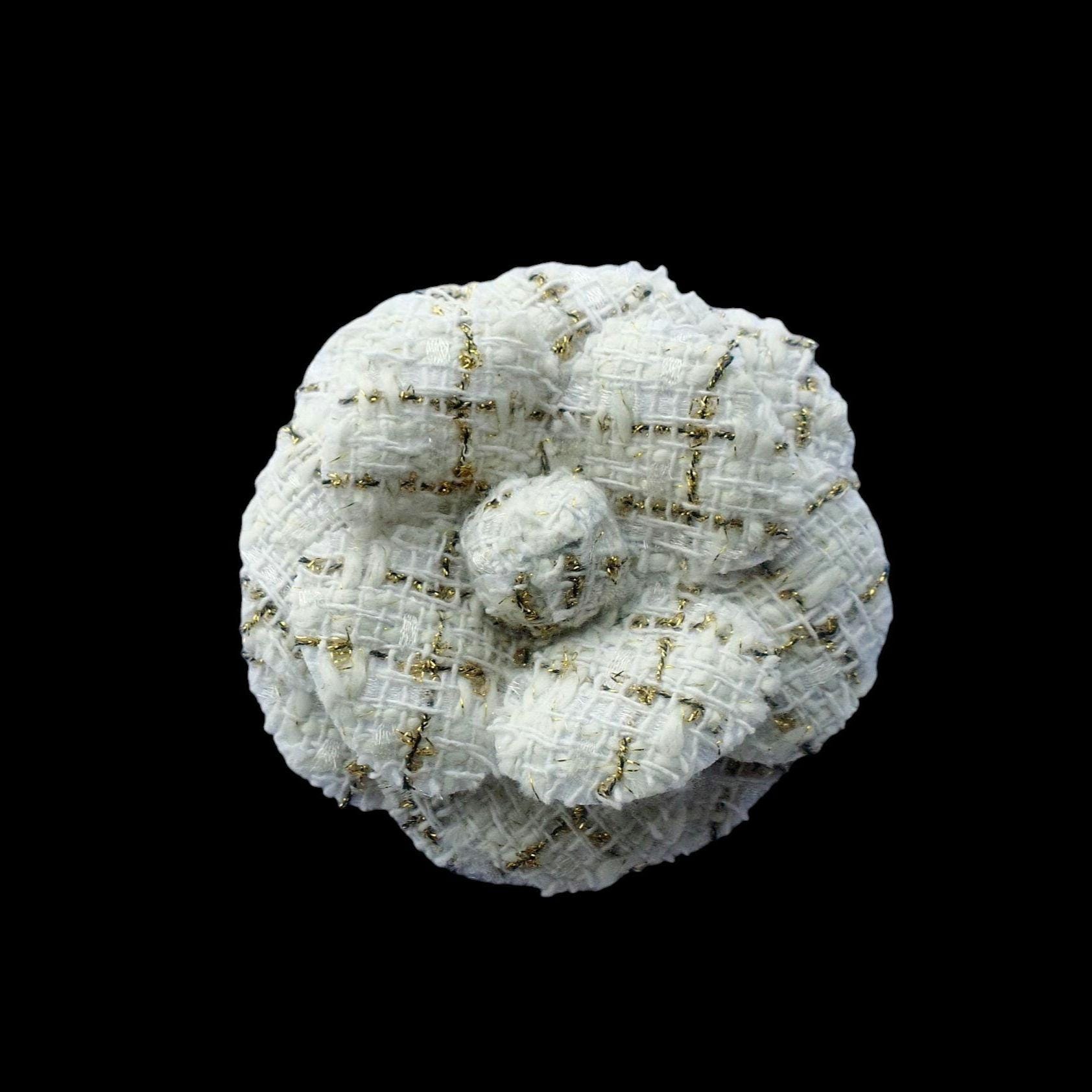 Cream White/Gold Tweed Camellia Brooch, Fabric Flower, Fabric Camellia, Floral Brooch, Tweed Flower, Vintage Brooch, Luxury Brooch