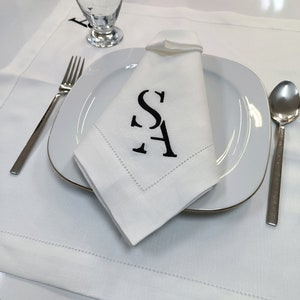 Bestickte Luxus Leinen Serviette mit individuellem Logo, personalisierte Leinen Hohlsaum Serviette, bestickte Leinen Serviette, Hochzeitsserviette