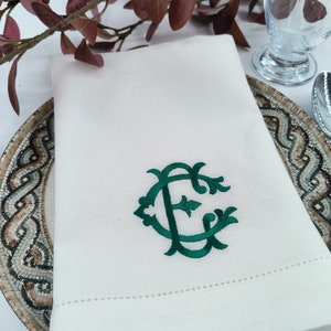 Serviettes de table en lin à monogramme double lettre, serviette de table en lin de mariage personnalisée, serviette de table en lin brodée personnalisée, serviettes de table personnalisées image 1