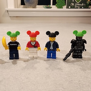 Lego DisneyWorld Mickey Park Ears for Lego Minifigures, Mini Figure. Disneyland Magic for your collection