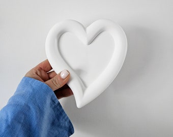 Handcrafted Heart-shaped Trinket Tray and Catch-All Dish| Minimalist Modern Concrete Tray| Pinterest Home Decor| Organic Tray UK| Japandi