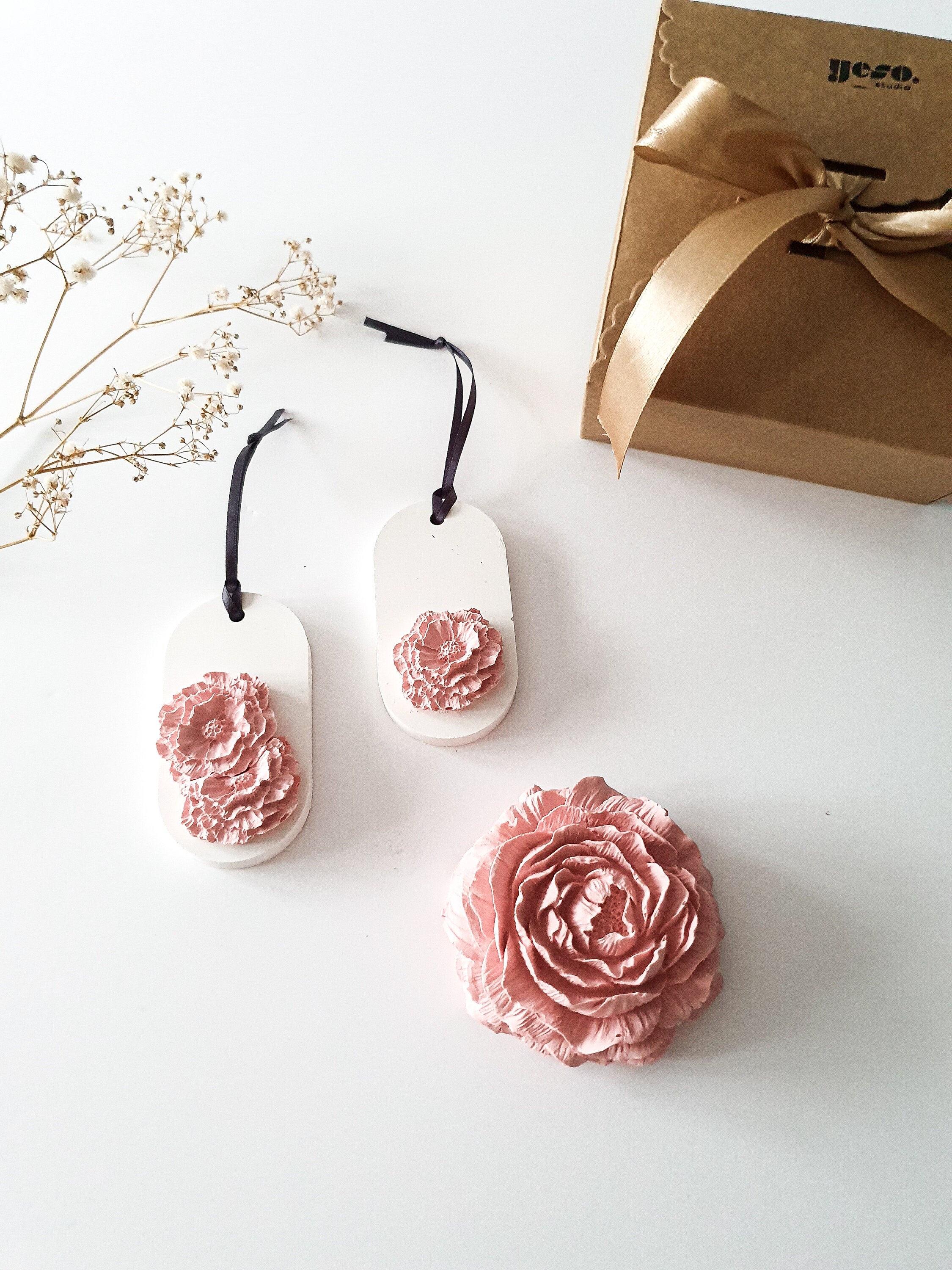 Valentine's Gift Set Peony Essential Oil Diffuser & Flowers Aroma Tags Set  Birthday Gift Idea for Her Unique Mother's Day Gift Under 15 