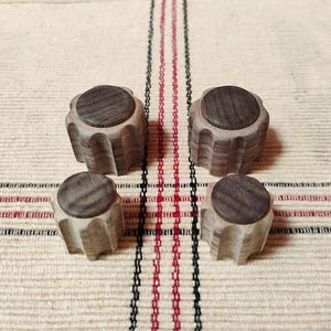 New Reproduction Set of 4 Sprocket Style Radio Knobs