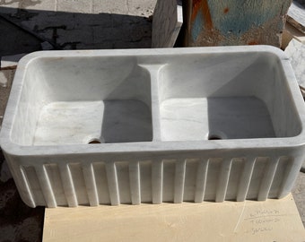 Farmhouse Calacatta Marble Sink: Two-Compartment Beachfront Decor (31x16x10)