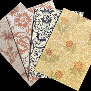 Papier cartonné à motif de papier peint vintage William Morris, idéal pour la journalisation, le scrapbooking ou la fabrication de cartes. Ensemble de quatre modèles.
